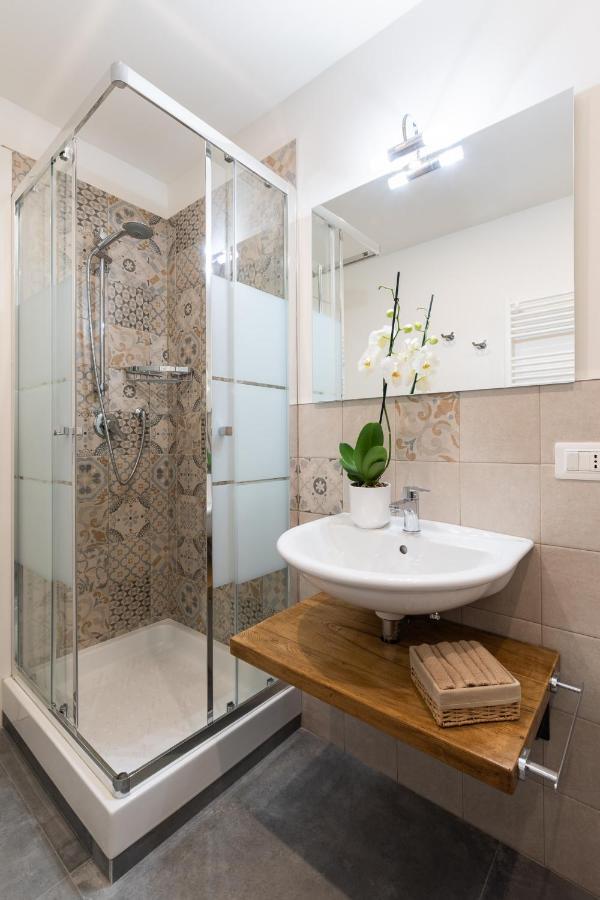 Lovely Apartment With Balcony Флоренция Екстериор снимка