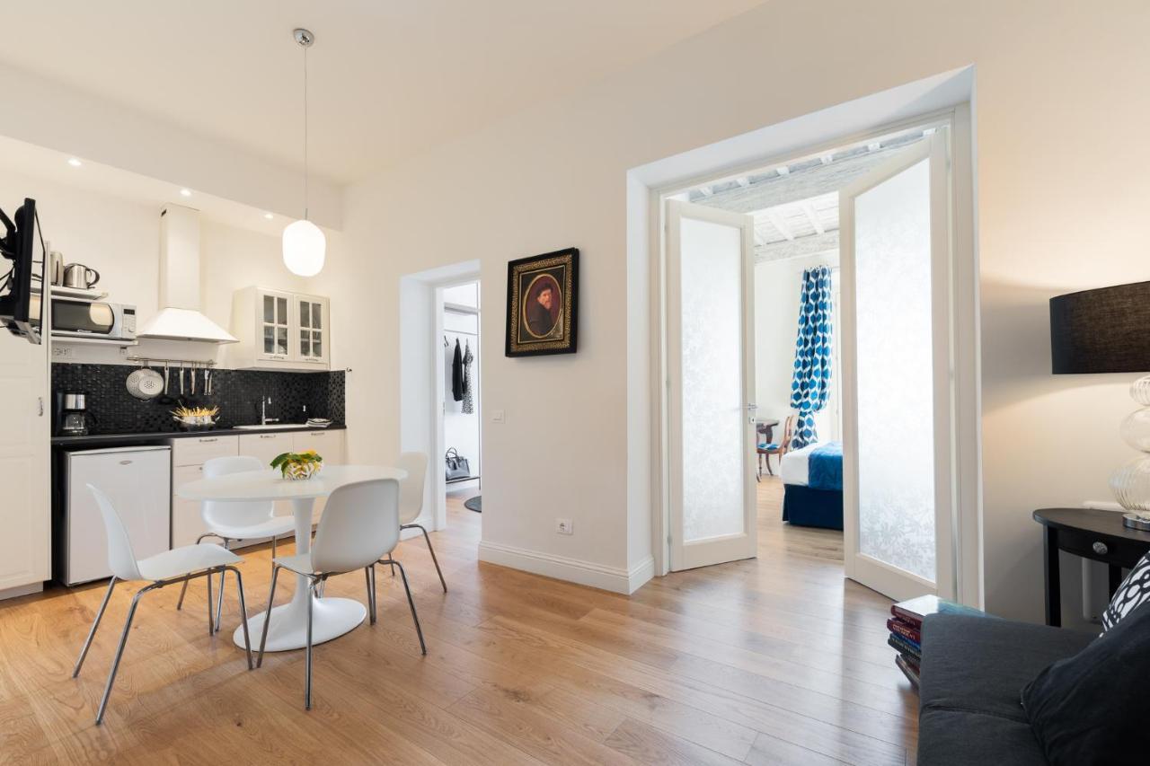 Lovely Apartment With Balcony Флоренция Екстериор снимка